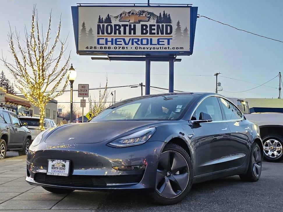 TESLA MODEL 3 2019 5YJ3E1EB8KF386735 image